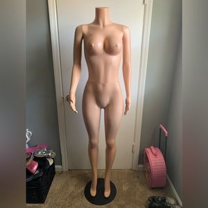 Headless Mannequin
